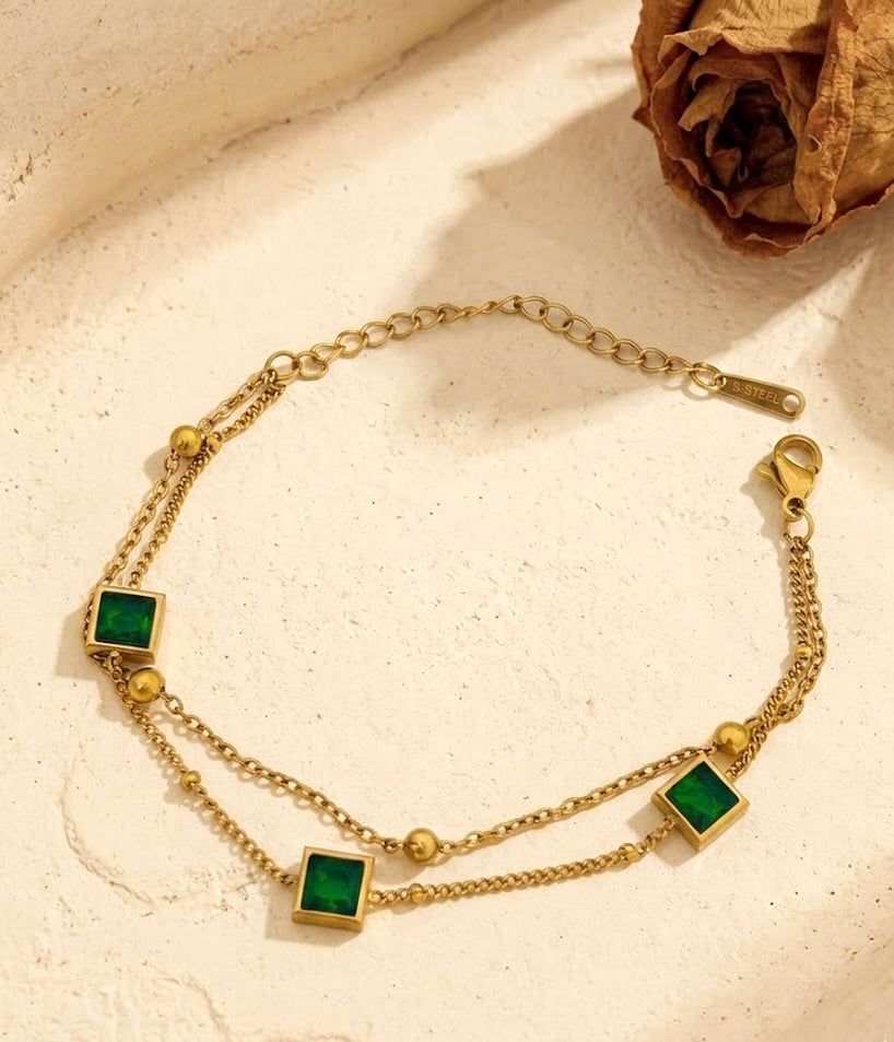Celestial Starburst Dainty Beaded Bracelet