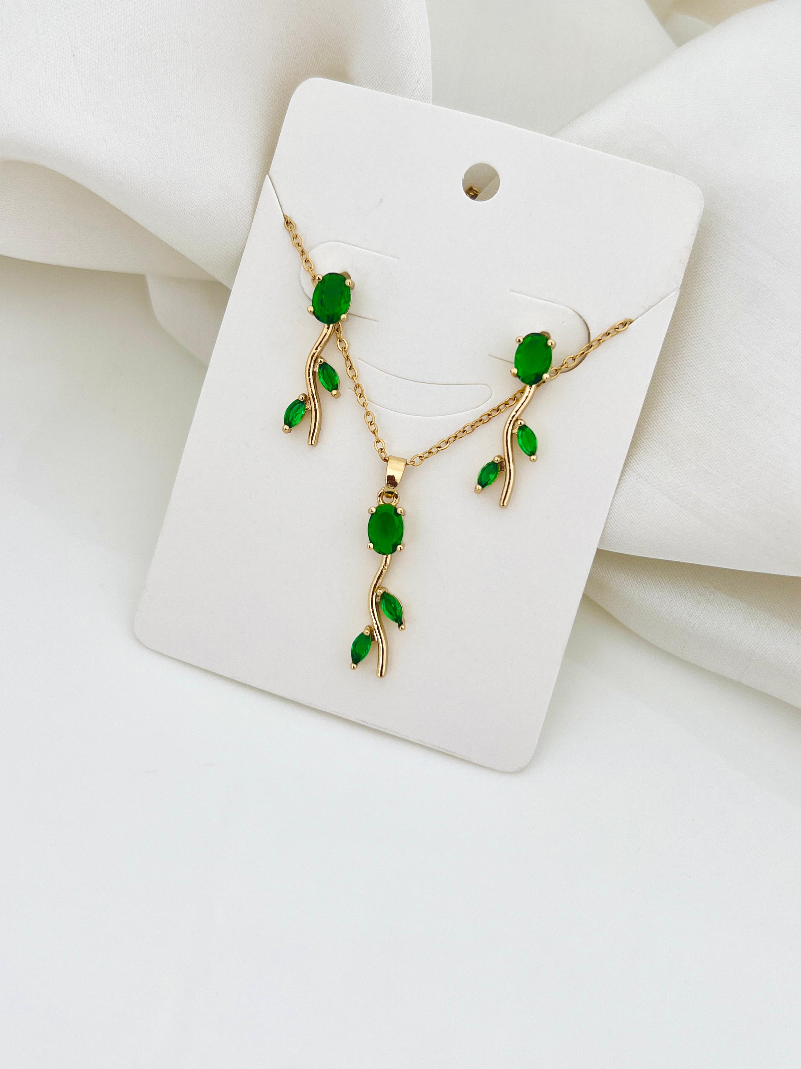 Eternal Grace Tulip Bud Pendant Set – Perfect Gift for Her