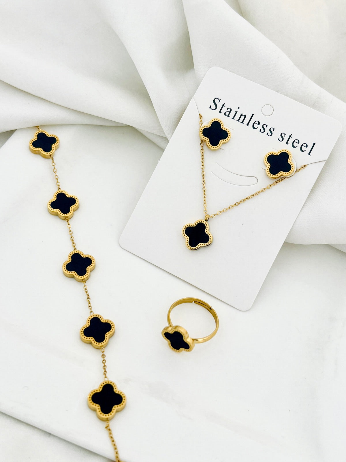 Modern Urban Sleek Double-Sided Clover